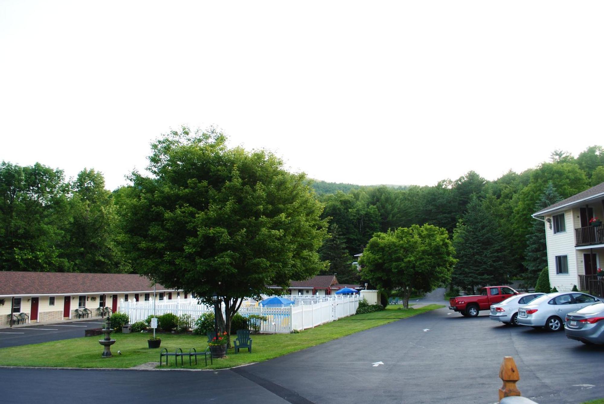 Fran Cove Motel เลคจอร์จ ภายนอก รูปภาพ